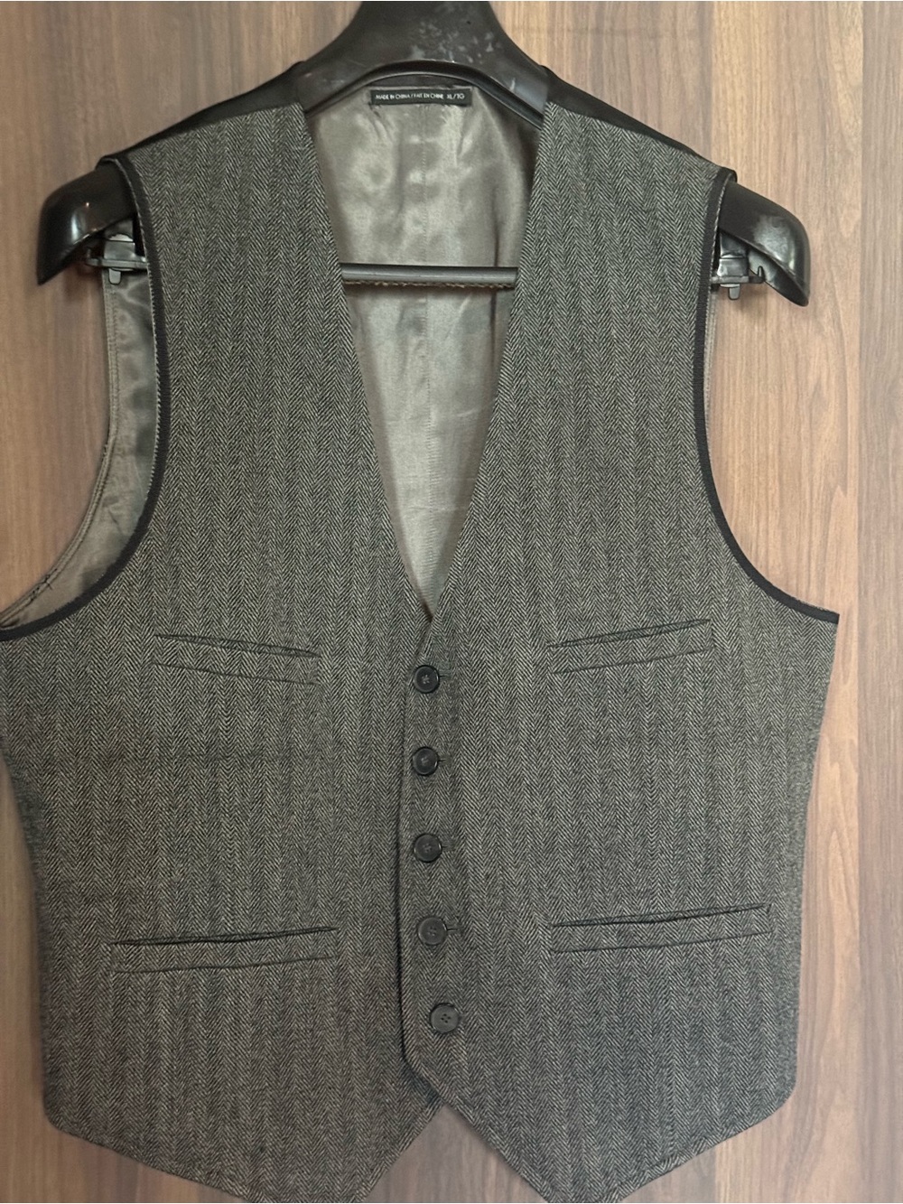 Club Monaco Gray Herringbone Men's Vest